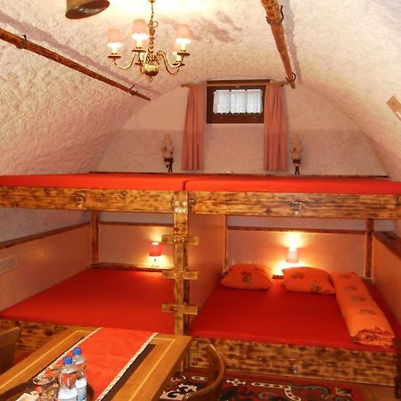 Casa Job - Gasthaus - Sauna, Whirlpool - Trun Екстер'єр фото