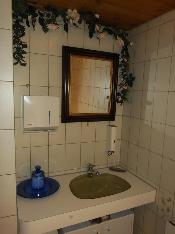 Casa Job - Gasthaus - Sauna, Whirlpool - Trun Екстер'єр фото