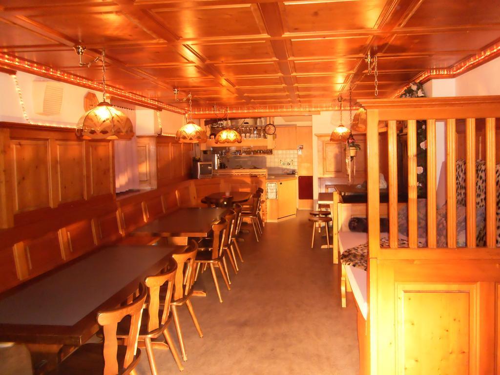 Casa Job - Gasthaus - Sauna, Whirlpool - Trun Екстер'єр фото